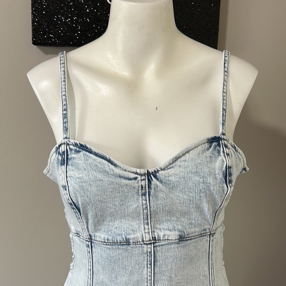 Blank NYC Light Blue Denim Dress - Picture 6 of 16